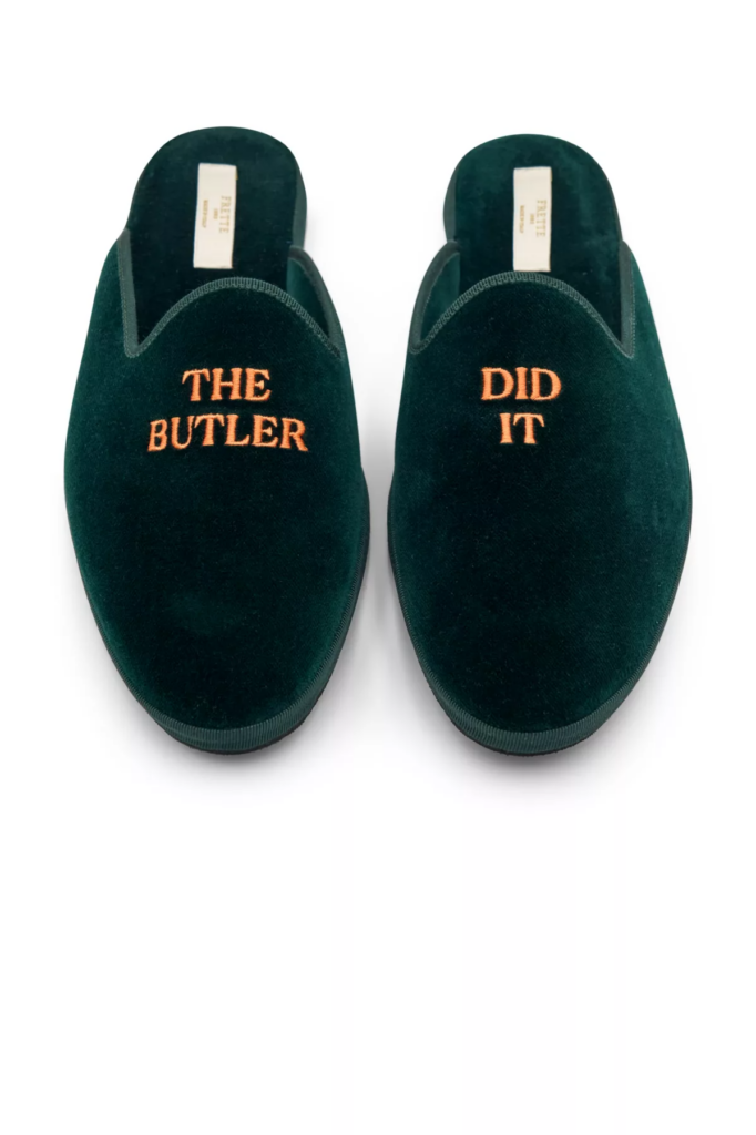 Raffles the Butler Did it Velvet Slippers Printemps