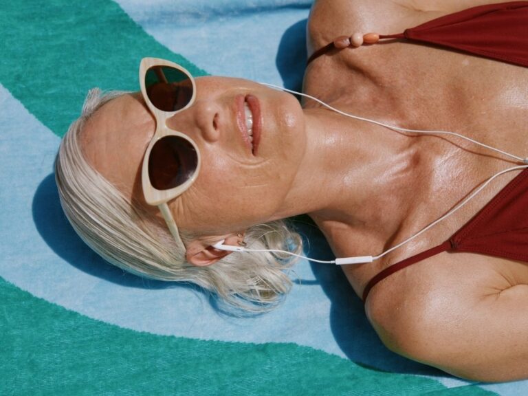 travel trend momcations