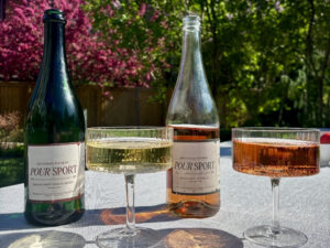 Pour Sport Alcohol-Free wine in Canada